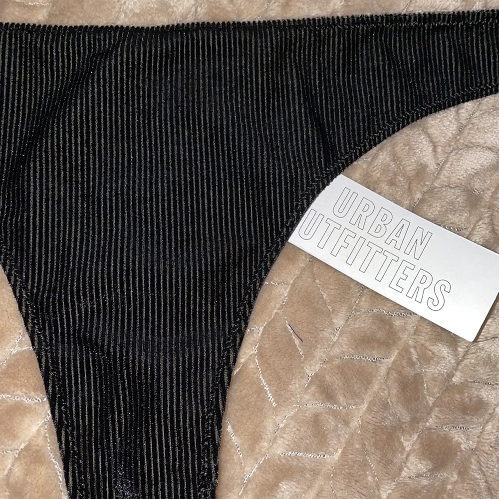 Cut It Out Ribbed Velvet Thong - Picture 7 of 7